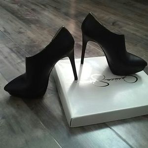Jessica Simpson heels